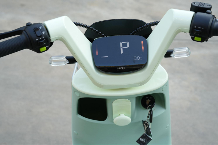 Cách sử dụng các tiện ích thông minh trên xe đạp điện DK Lyva Cola