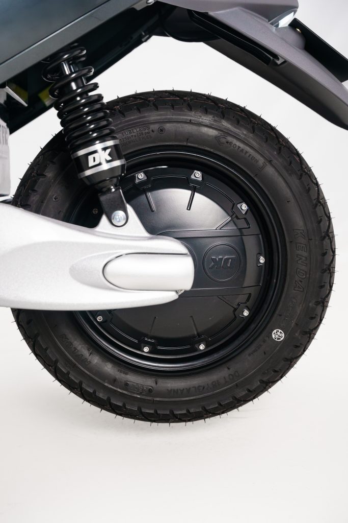 Động cơ 800W chống nước, kháng bụi đạt tiêu chuẩn IP67