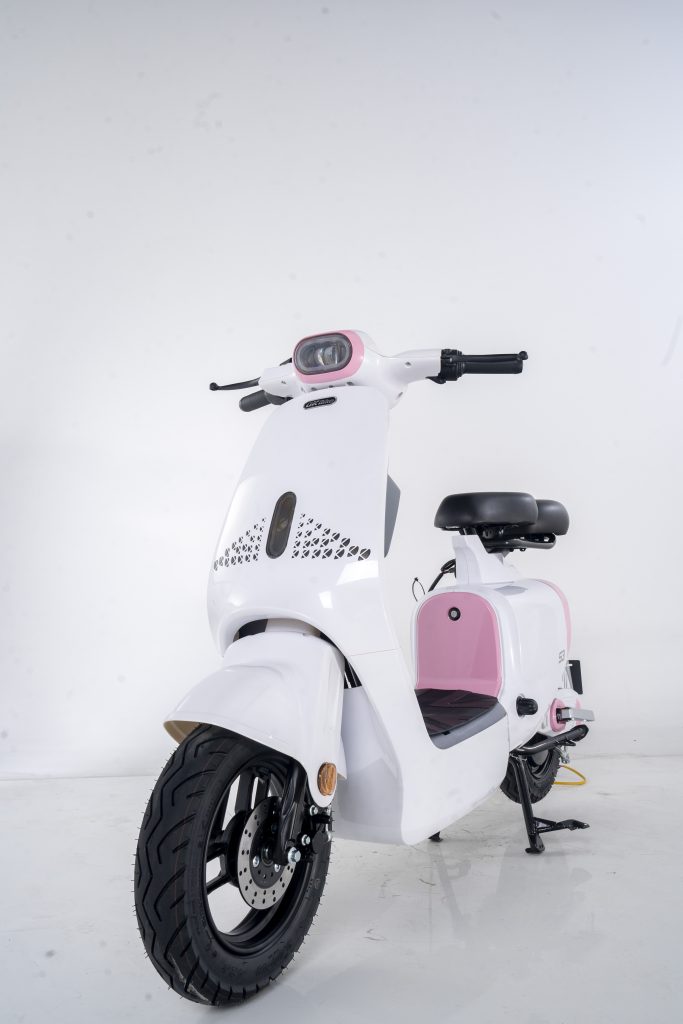 Với kiểu dáng nhỏ gọn, DKBike S3 luôn là lựa chọn hàng đầu của học sinh